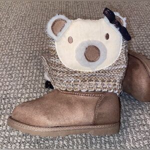 NORDSTROM RACK GIRLS BOOT WITH CUTE BEAR ON SIDES SIZE 8